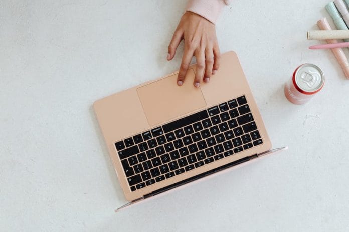 can one get gout in the heel_2